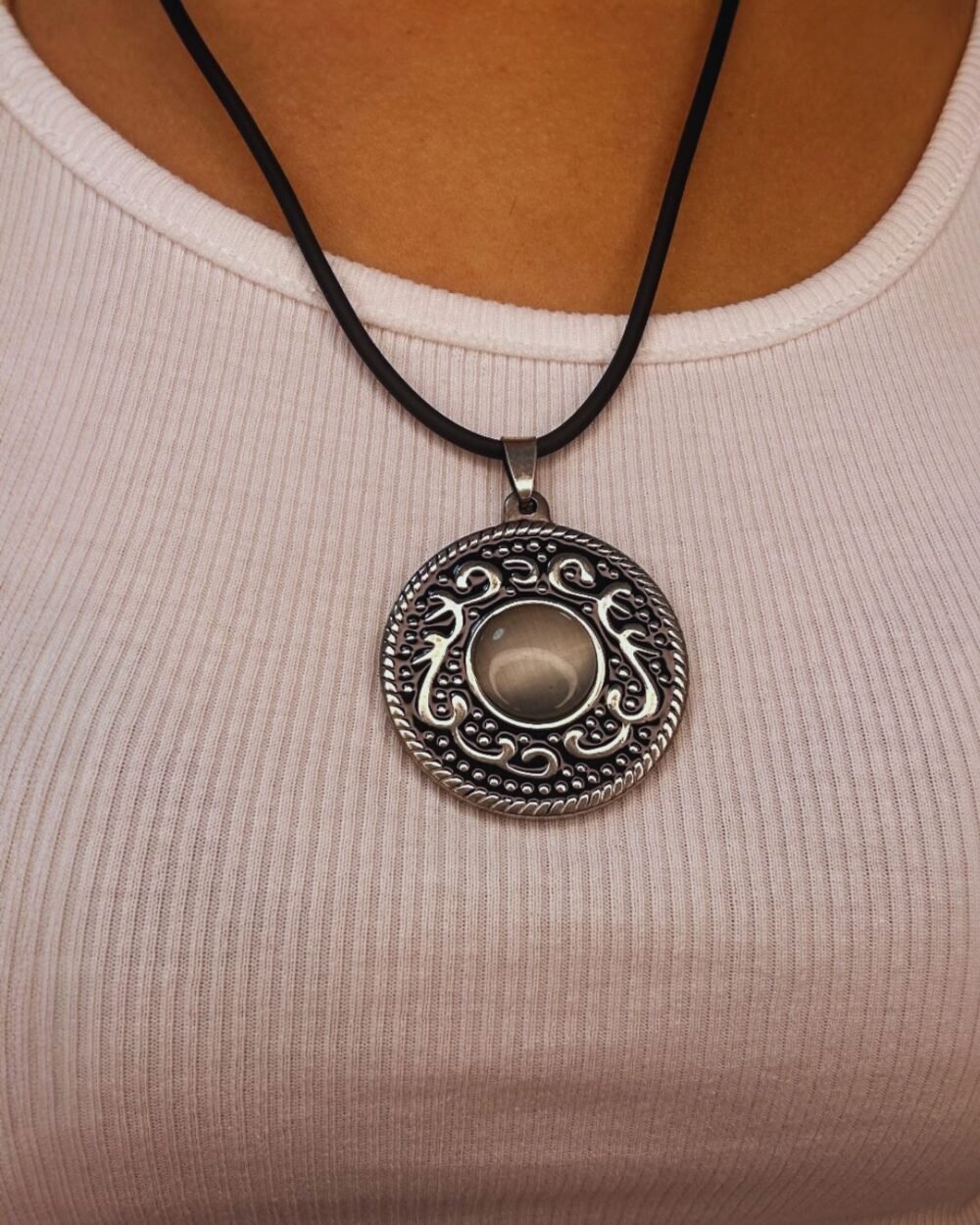 COLLAR