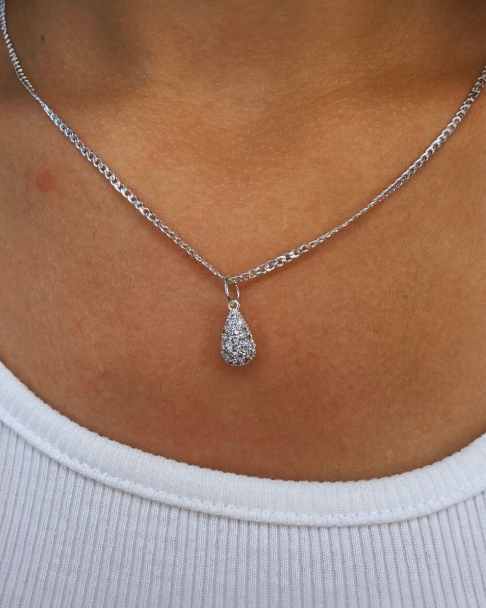 COLLAR GOTA